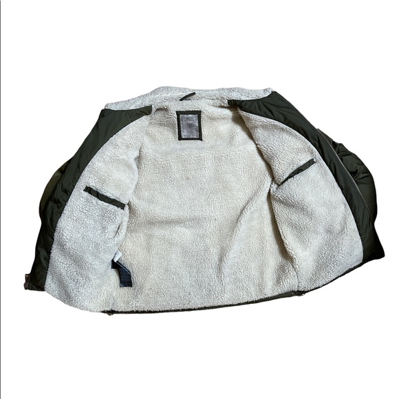 Guess Sherpa puffer jacket - Picture 3 of 8